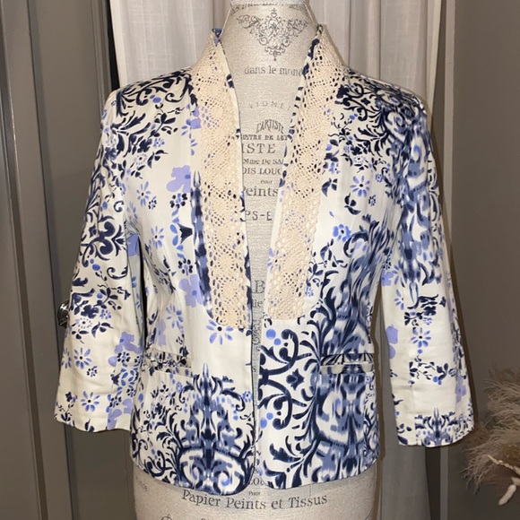 Notations Jackets & Blazers - Notations ladies petite blue white floral blazer lace trim light jacket Small PS
